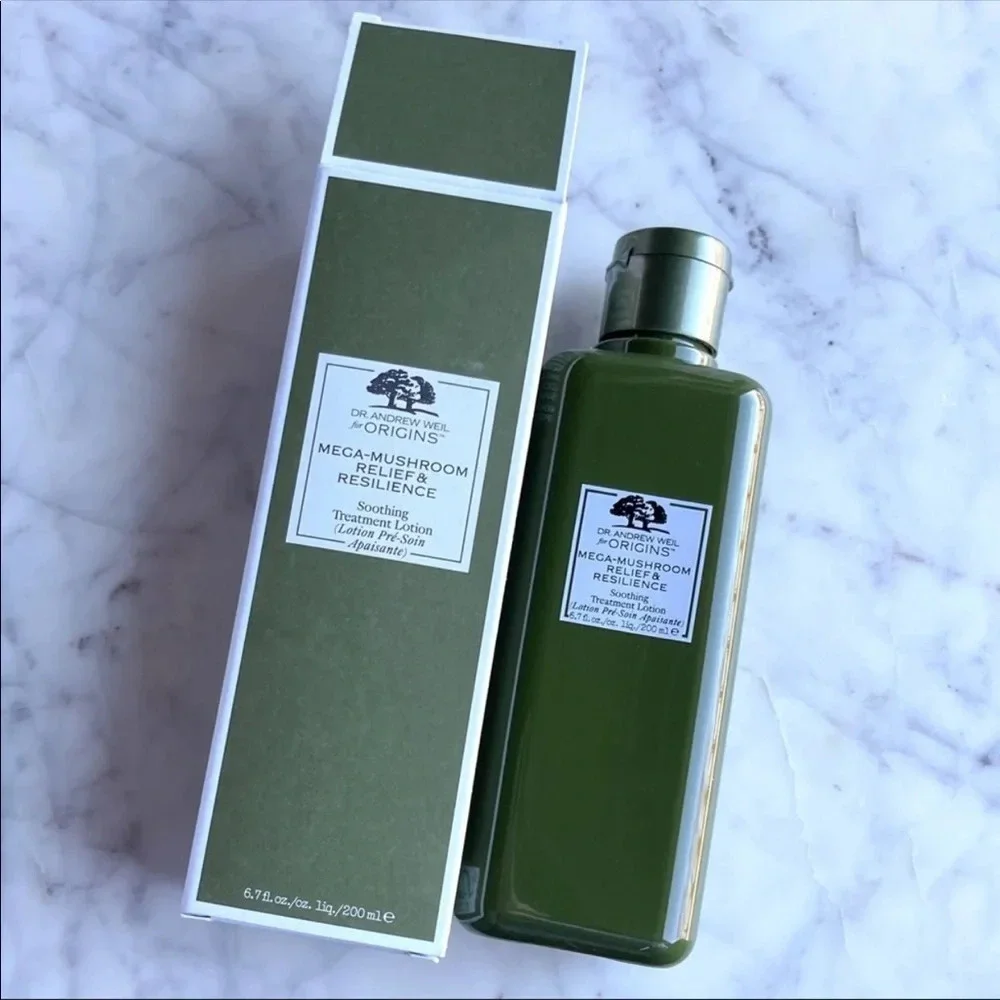 - Dr. Andrew Weil for Origins Mega-Mushroom Relief & Resilience Soothing T…